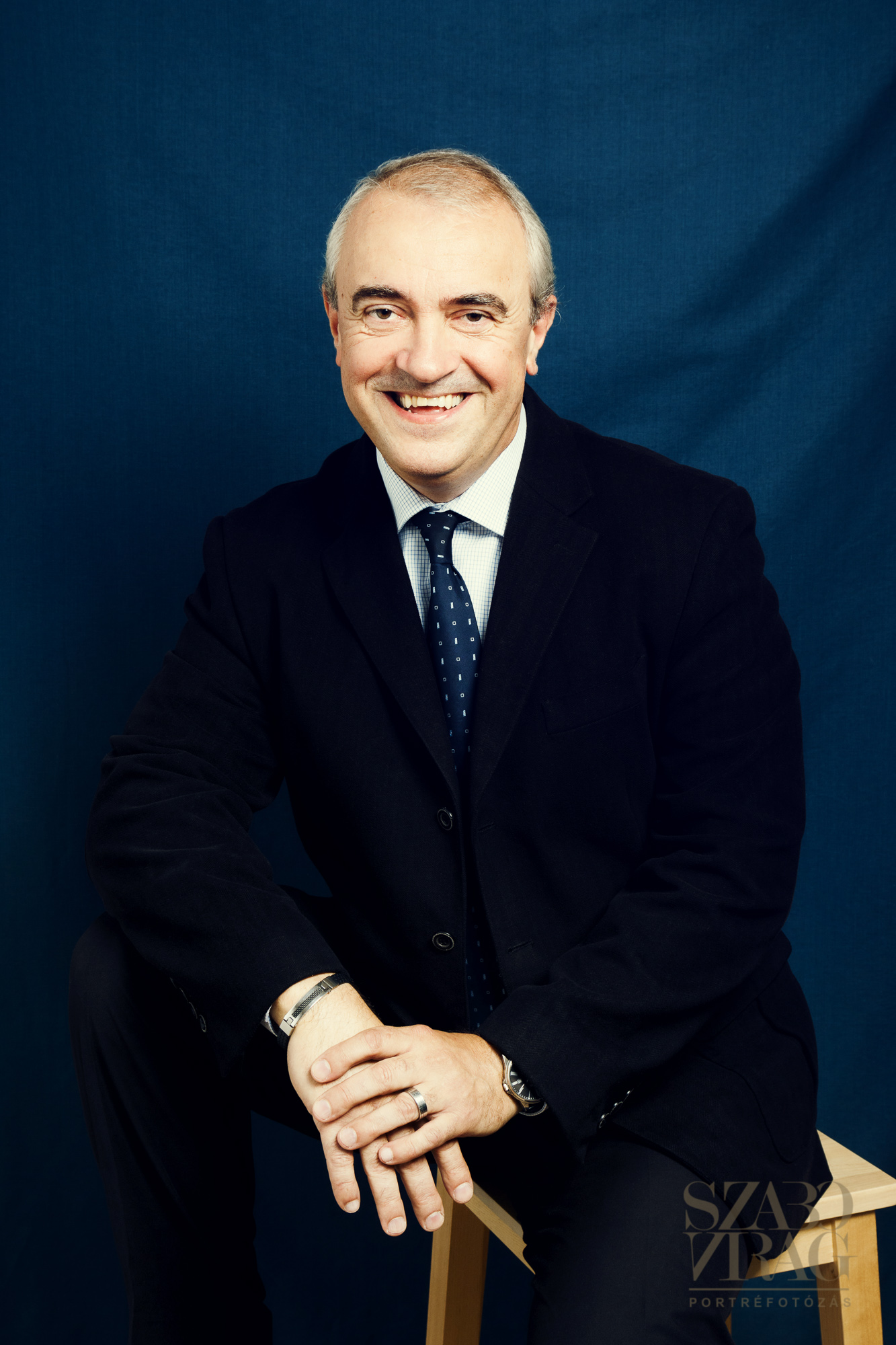 George Cooper Magánügy Gyalogút